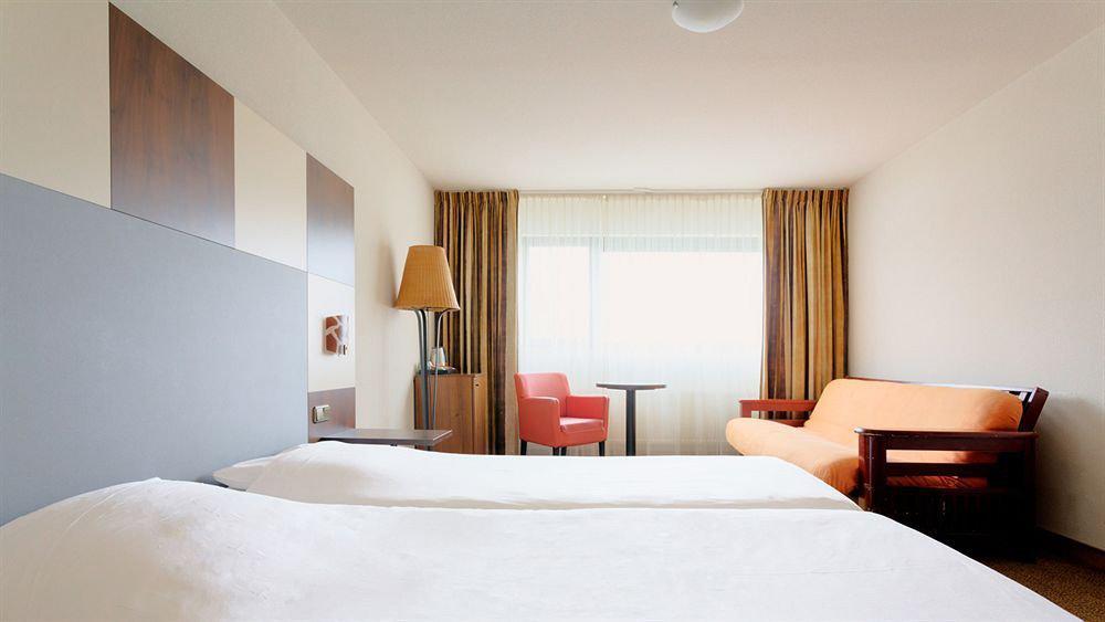 Fletcher Hotel-Restaurant Еммен Екстер'єр фото
